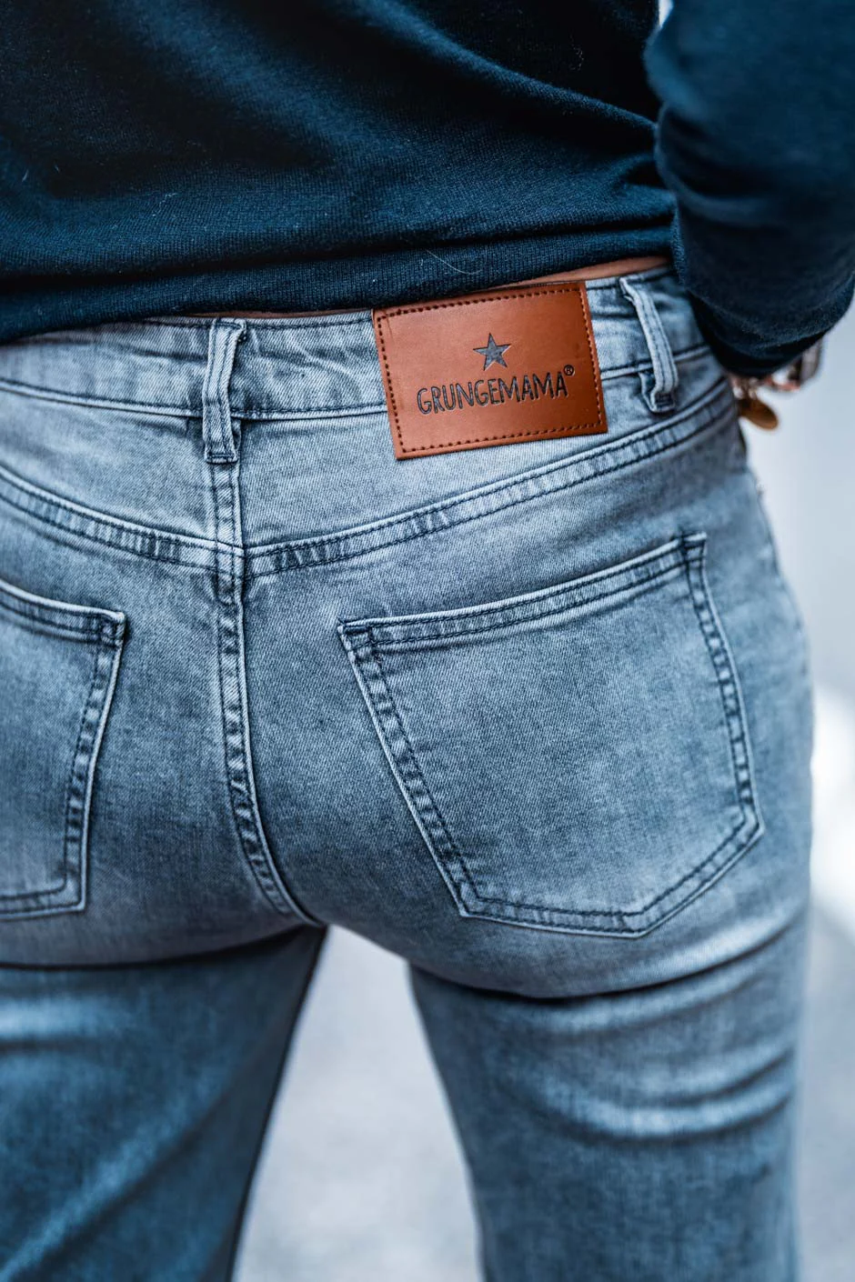 Jeans Grungemama Alexander gris - Image 7