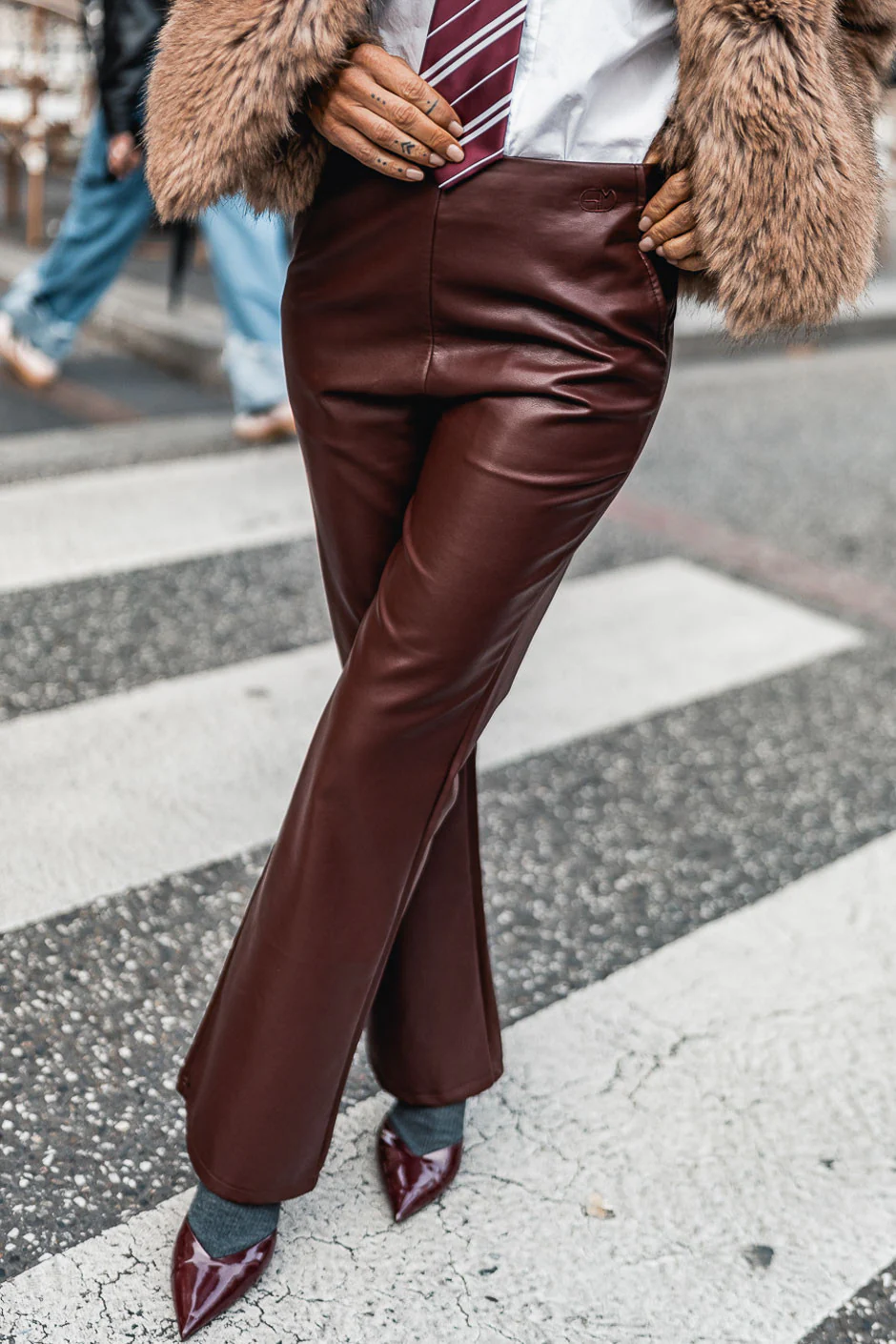 PANTALON MILA BORDEAUX - Image 3