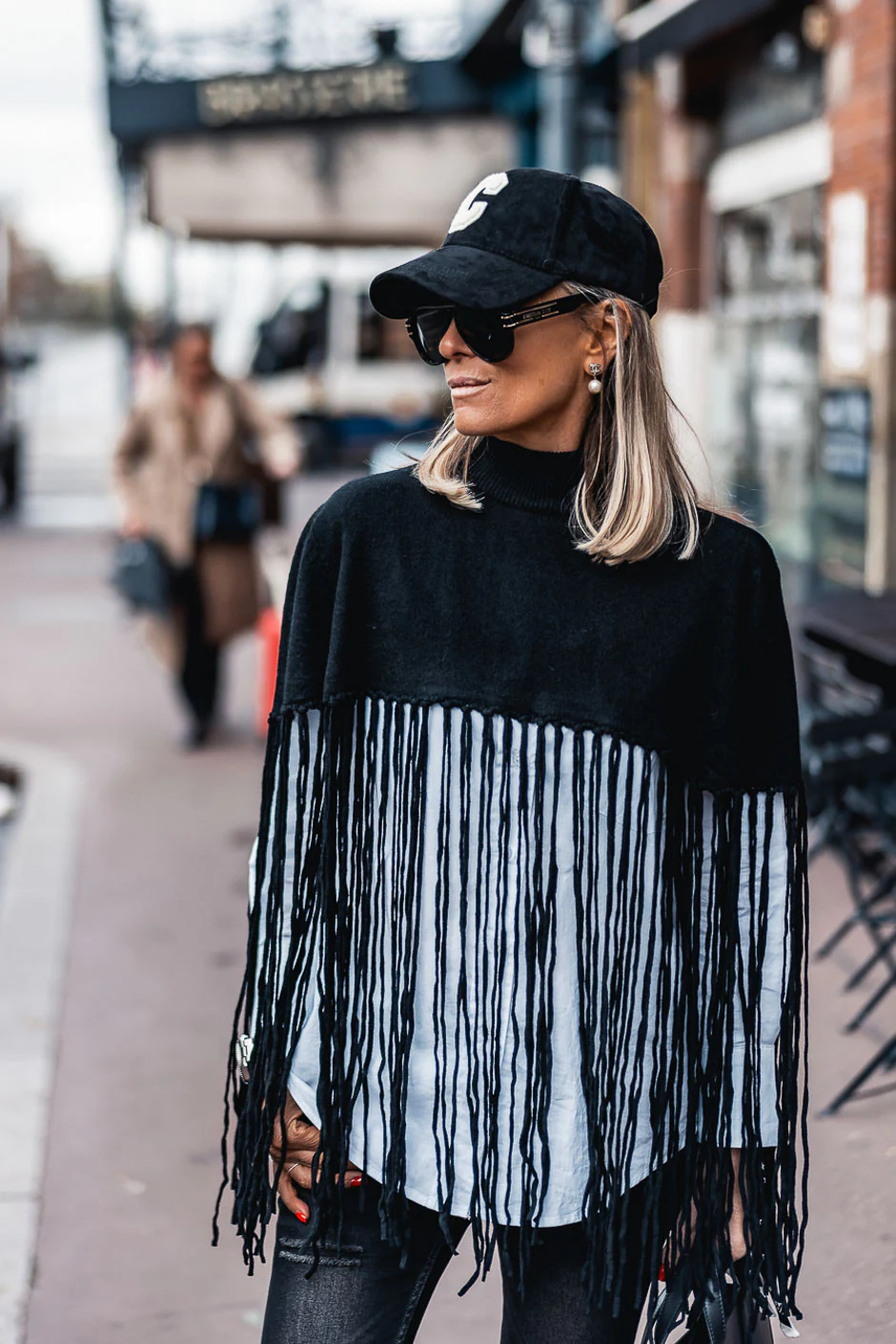 Poncho Amelia noir
