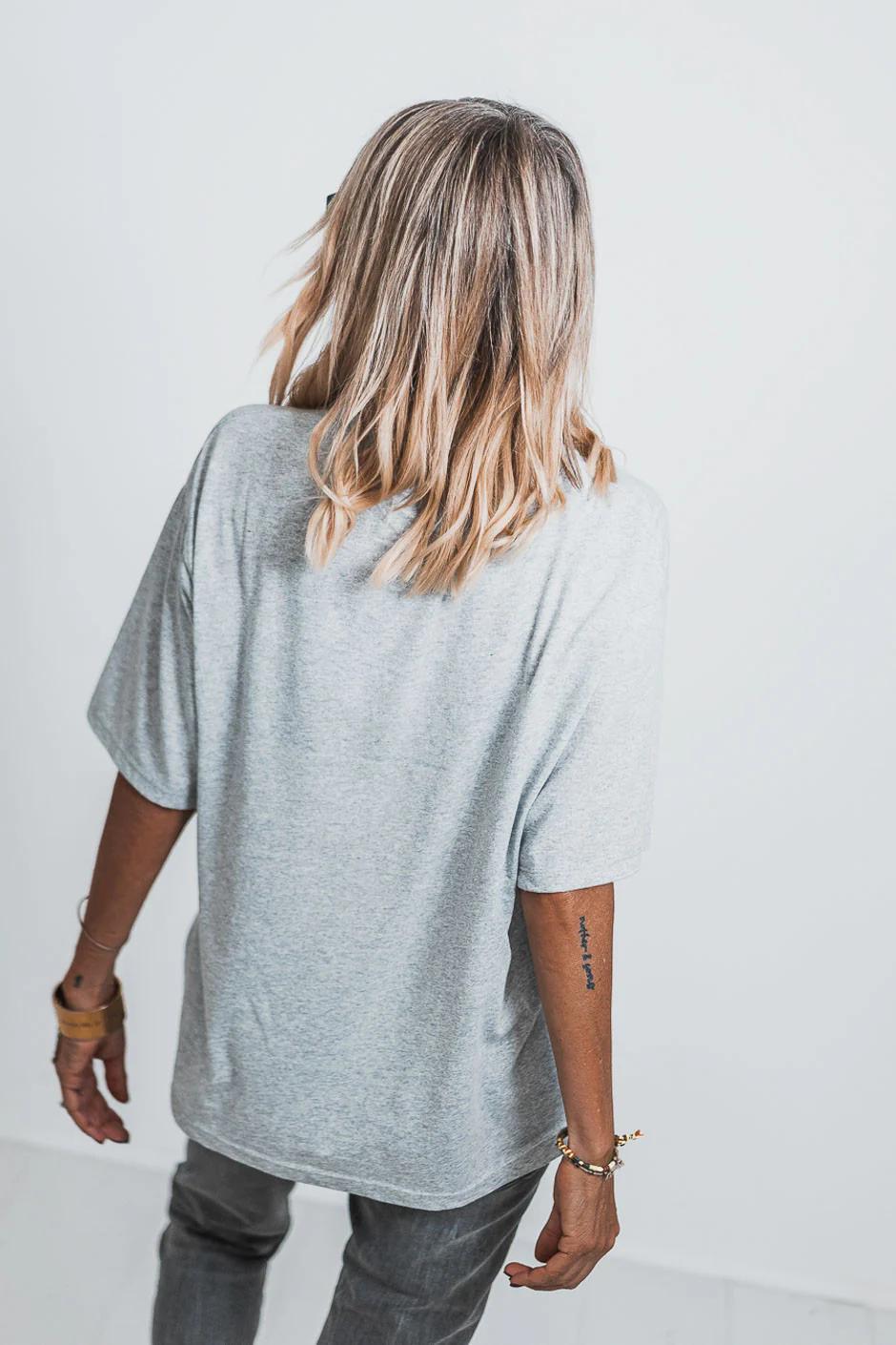 T-SHIRT POWER GRIS - Image 4