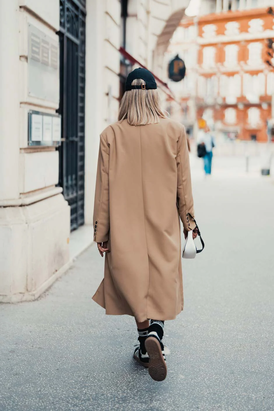 TRENCH GRUNGEMAMA HUGO BEIGE - Image 4